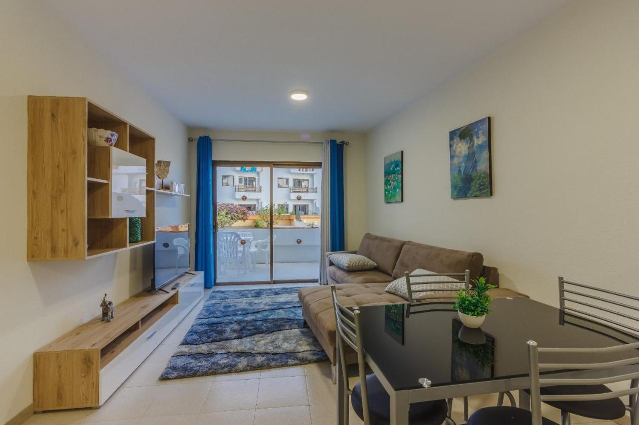 Seguro Spacious Apartment With Roomy Terrace Puerto de Santiago  Extérieur photo