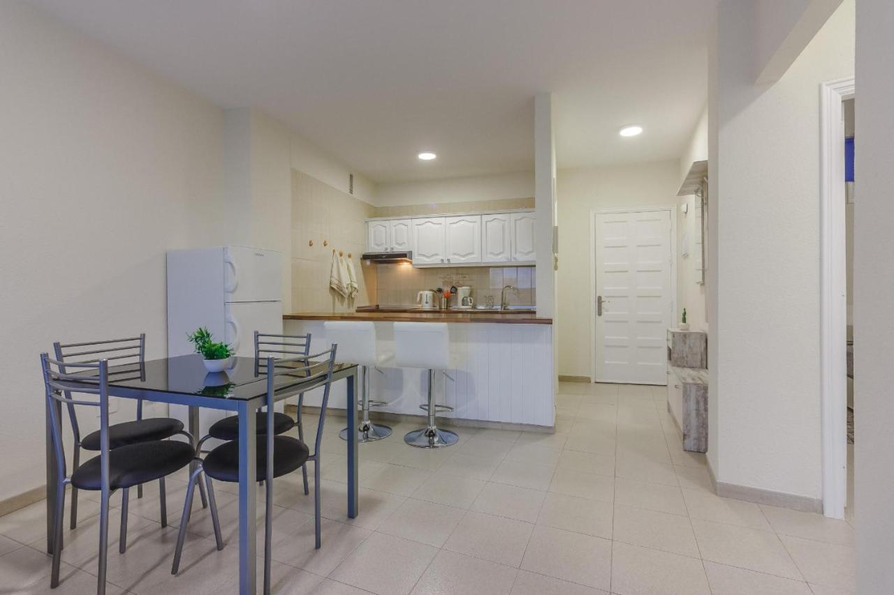 Seguro Spacious Apartment With Roomy Terrace Puerto de Santiago  Extérieur photo