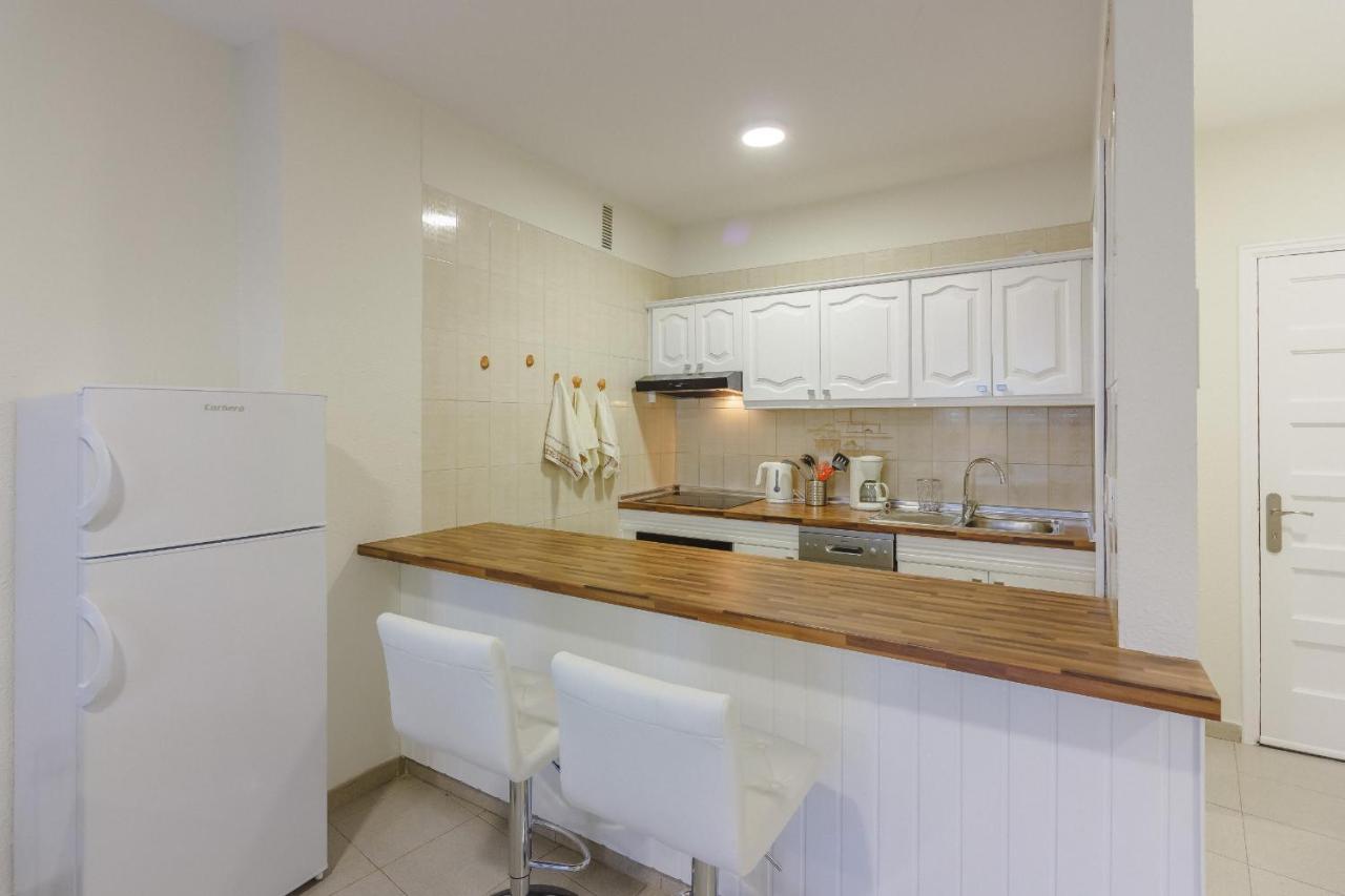 Seguro Spacious Apartment With Roomy Terrace Puerto de Santiago  Extérieur photo