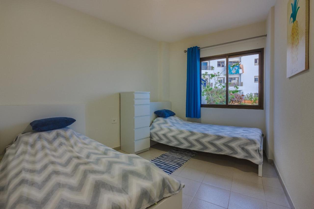 Seguro Spacious Apartment With Roomy Terrace Puerto de Santiago  Extérieur photo